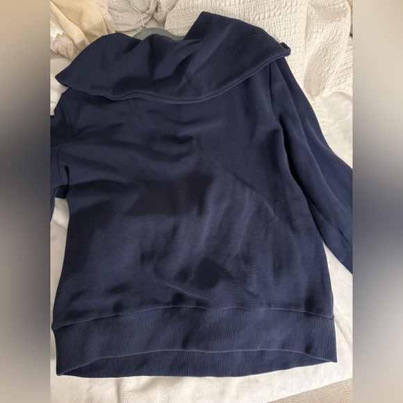 Varley Vine Half-Zip Pullover - Picture 7 of 9